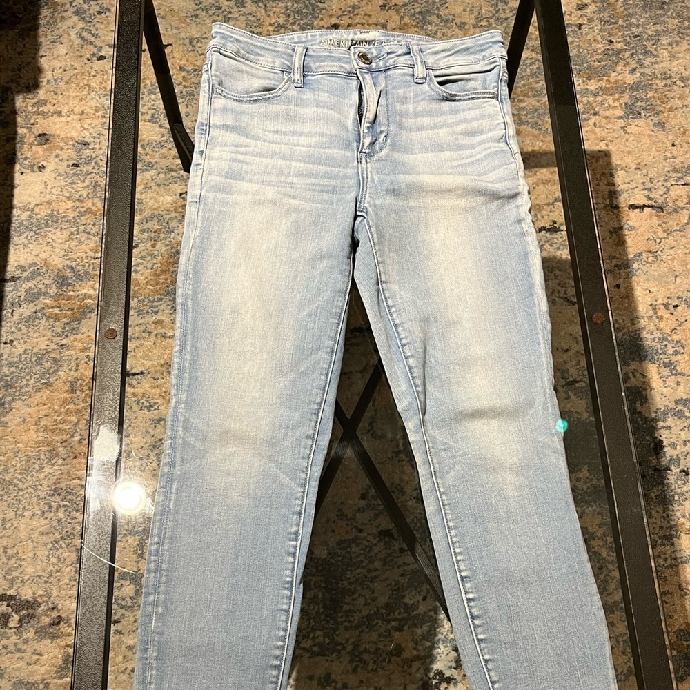 High-Waist Jeans
